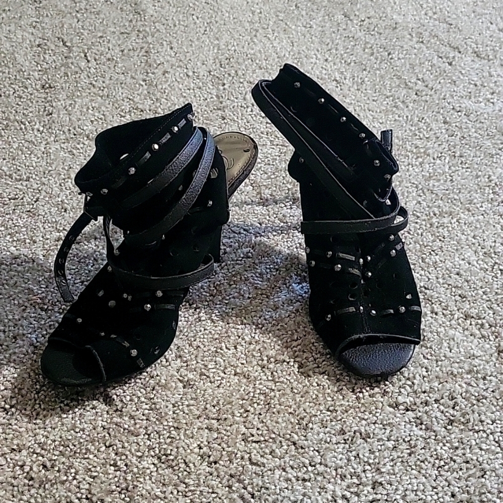 Fergie suede heels